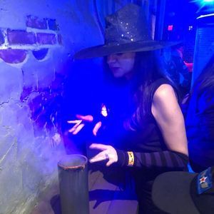 Meet your Posher, Francesca